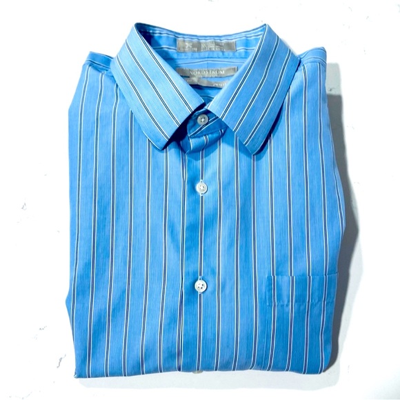 Nordstrom Non-Iron Dress Shirt EUC - Picture 1 of 10